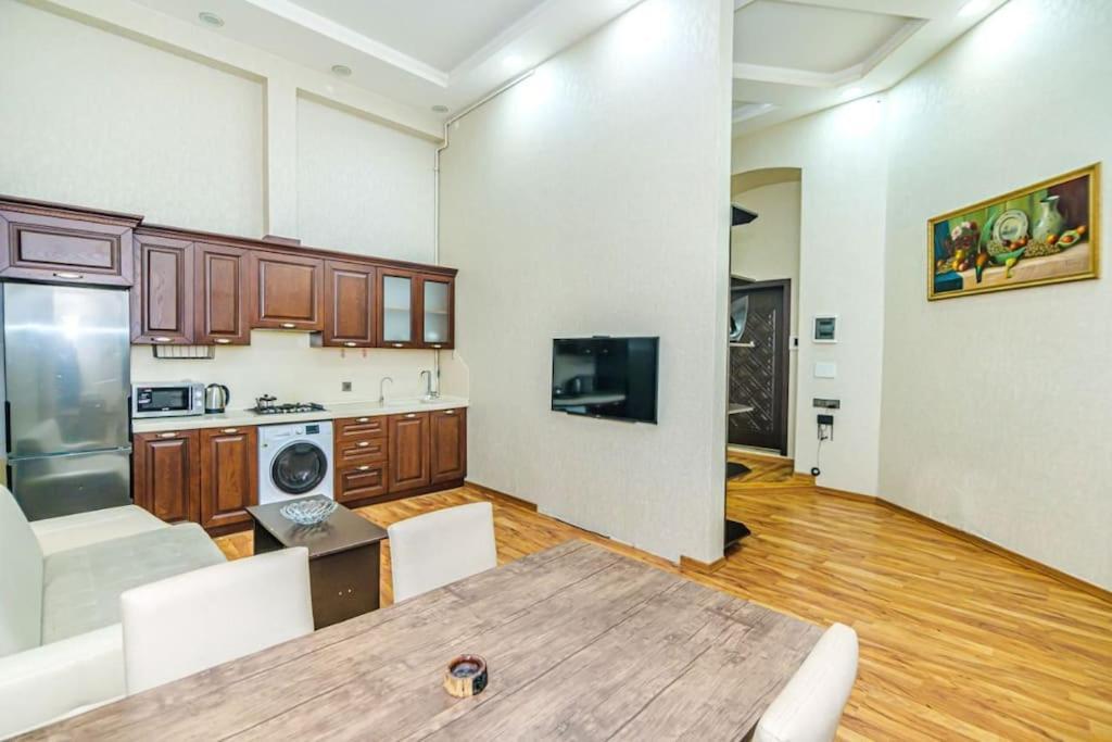 City Center Apartment باكو المظهر الخارجي الصورة